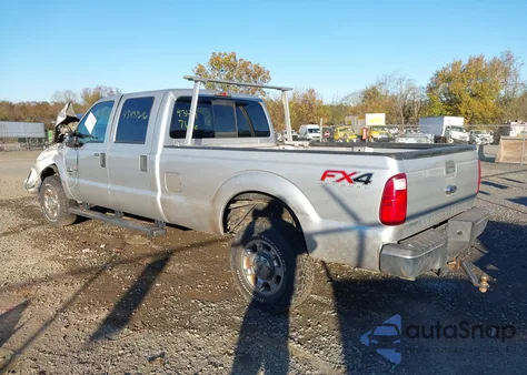 2015 Ford F-250 Xlt z USA, uszkodzony, nr VIN 1FT7W2BT7FEA80070